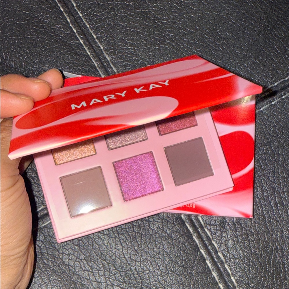 Mary Kay Eyeshadow Palette -